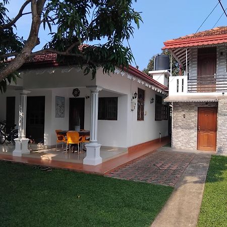 Illumination Stay Negombo Esterno foto